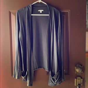 American Eagle long sleeved cardigan